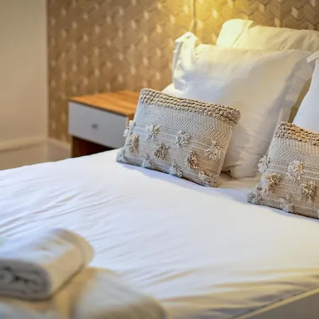 Daire Mathilde Proche Clinique Mathilde *